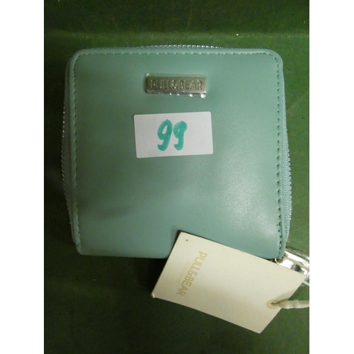 99 - PULL AND BEAR LADIES WALLET