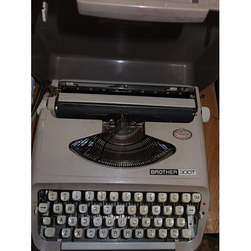 770 - BROTHER 300 TYPEWRITER