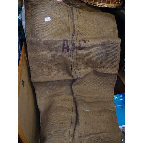 772 - ABC OLD BAG