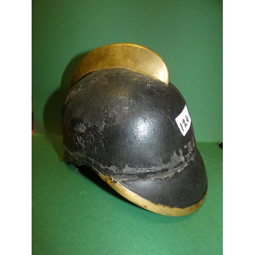 124 - OLD MILITARY HELMET