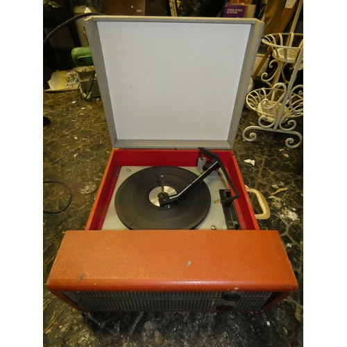 156 - OLD FIDELITY RECORD PLAYER  PWO  AND IN CABINET WITH SOUROUND SOUND