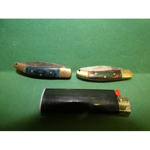 353 - PAIR OF SMALL FRUIT KNIVES