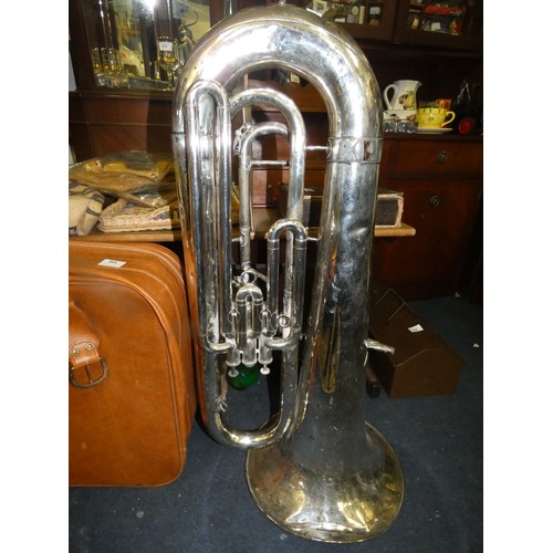 380 - VINTAGE TUBA