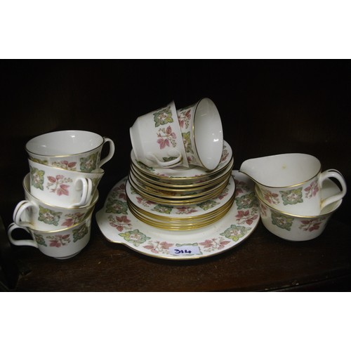 314 - 21 PCE MINTAN CHINA TEA SET