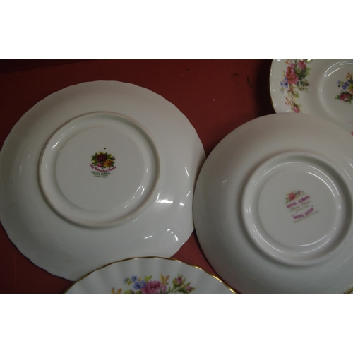 250 - 6 PIECES OF ROYAL ALBERT