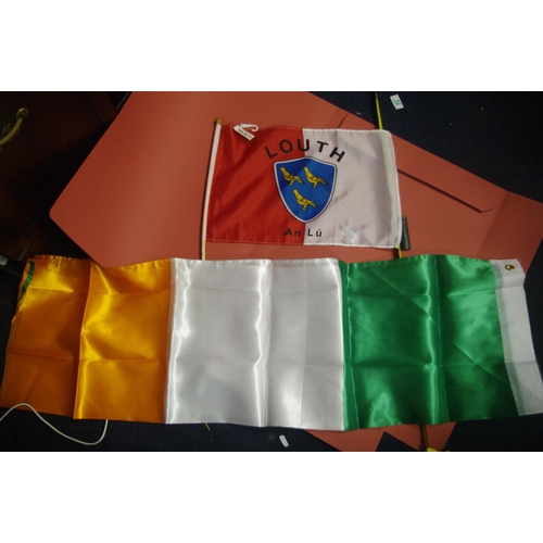 402 - LOUTH AND IRELAND FLAGS