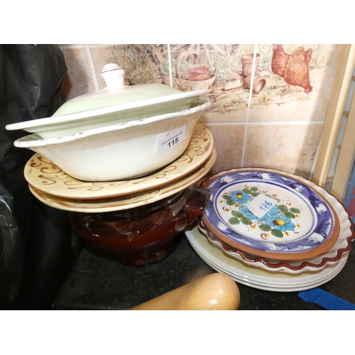 115 - PLATES CERAMIC LOT