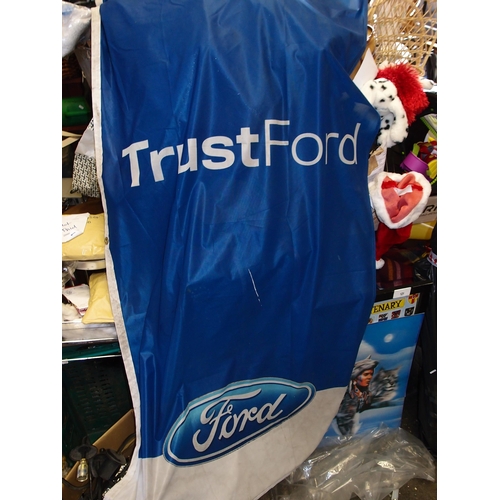 77 - LARGE FORD FLAG