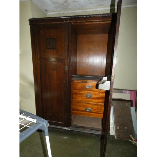 116 - ANTIQUE VICTORIAN OAK DOUBLE DOOR  WARDROBE