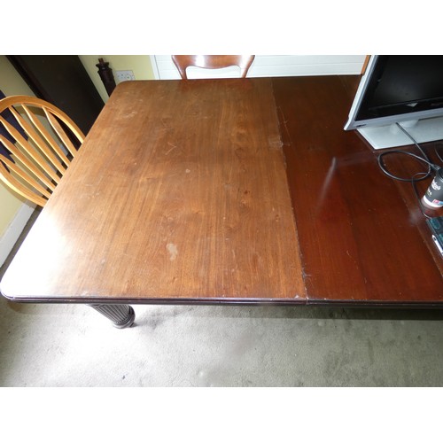 88 - LARGE MAHOGANY  DINING TABLE  WITH INSERT   seats 12  mint condition