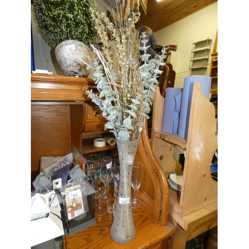 632 - TALL DECORATIVE VASE WITH FLOWER BOUQUET