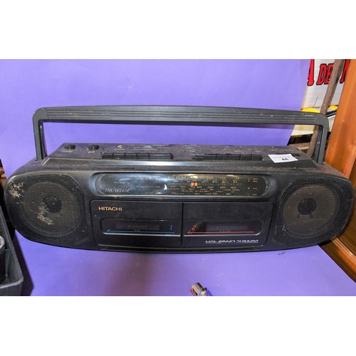 44 - OLD RADIO