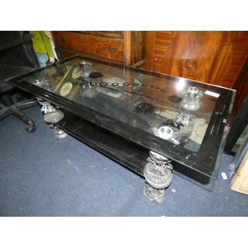 548 - RECTANGULAR GLASS COFFEE TABLE