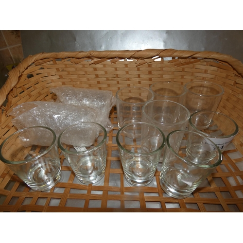 31 - QTY OF SMALL GLASSES