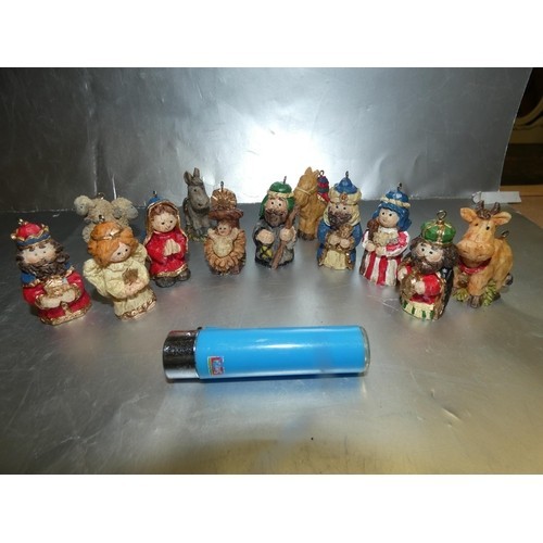 51 - Miniature Nativity set