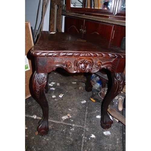 174 - 19 CENTURY MAHOGANY HAND CARVED END TABLE