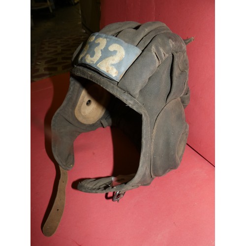 183 - WW2 TANKER HELMET