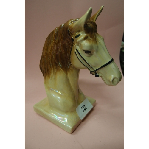 223 - VINTAGE SMALL CERAMIC HORSE HEAD SCULPTURE