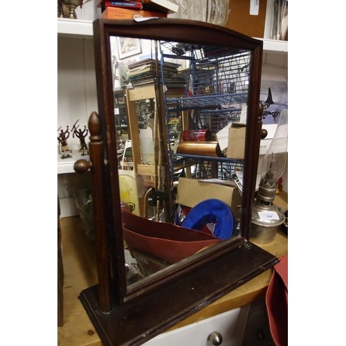 259 - ANTIQUE MAHOGANY GEORGIAN MIRROR