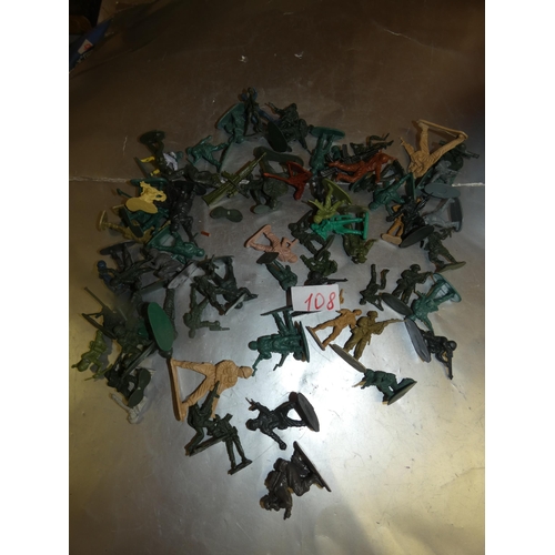 108 - QTY OF PLASTIC ARMY MEN