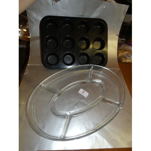 7 - MUFFIN TRAY AND GLASS DISH