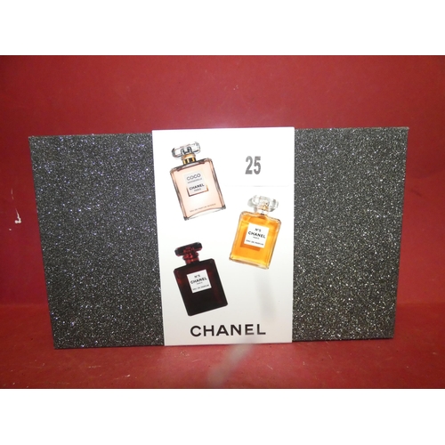 25 - LADIES CHANEL PERFUME SET