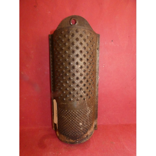 48 - OLD GRATER