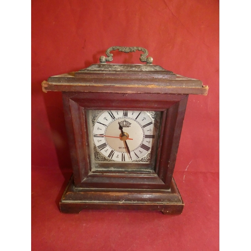 9 - VINTAGE DEHPAO QUARTZ MANTLE CLOCK