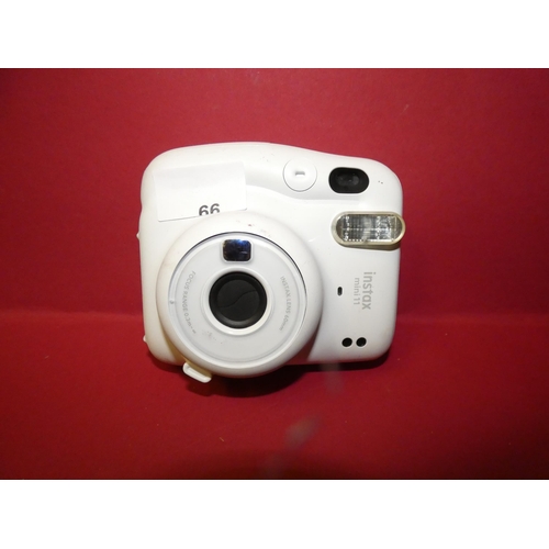 66 - FUJIFILM INSTAX MINI