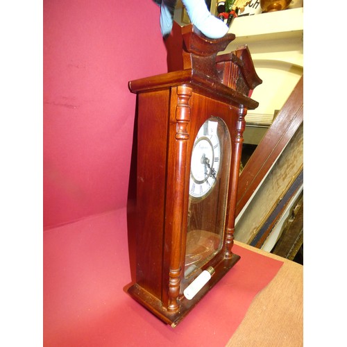 94 - QUARTZ EMPEROR WALL CLOCK