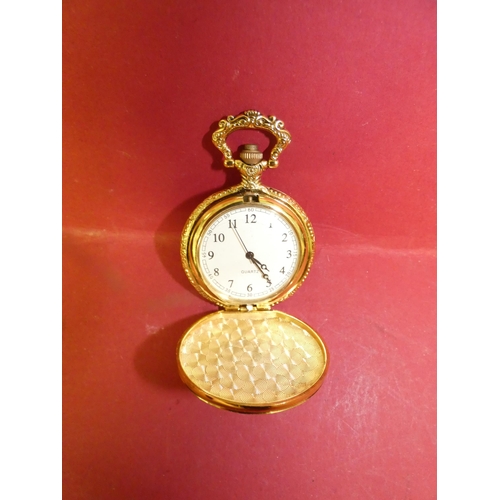 333 - VINTAGE GOLDEN EFFECT POCKET WATCH