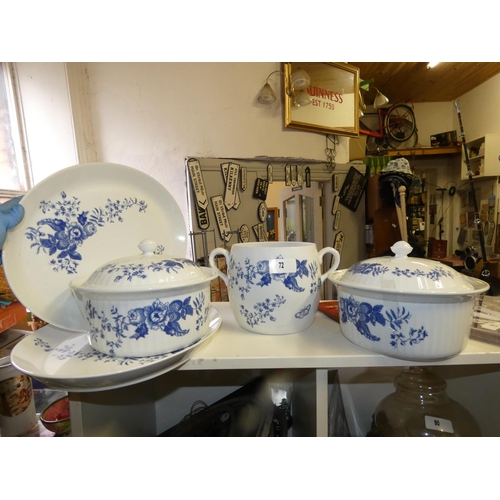 72 - ROYAL WORCESTER FINE PORCELAIN DINNER SET-5 PCS.