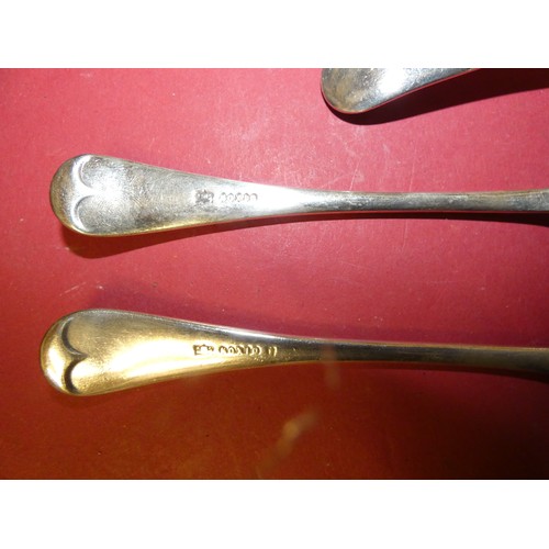 69 - 6 VINTAGE DIXON SPOONS AND JAPANESE VASE