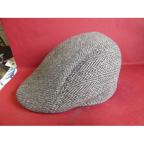 104 - PEAKY TWEED RACING CAP