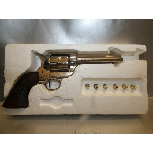 316 - BKA MOVIE GUN COLT