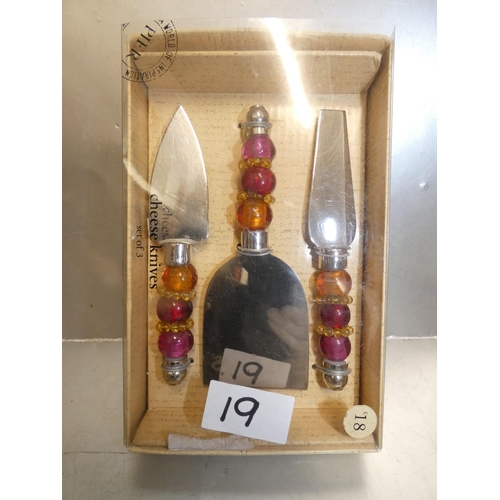 19 - 3 ART DECO CHEESE KNIVES SET