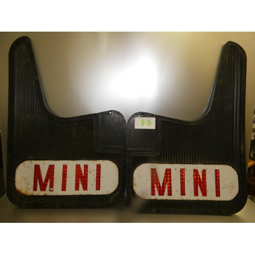 83 - MINI FLAT RUBBER MUDFLAPS