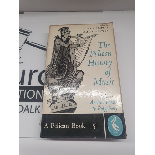 1074 - The pelican history of music