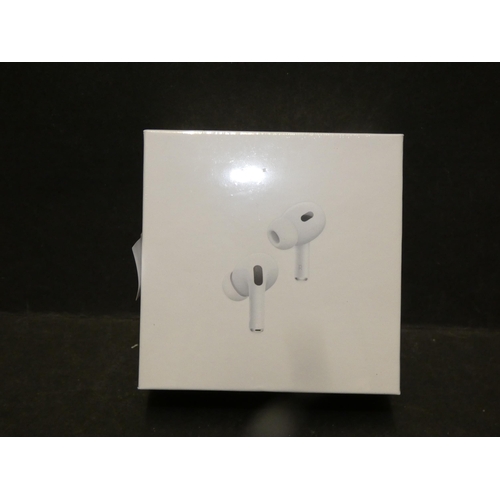 520 - PAIR OF EARPHONES