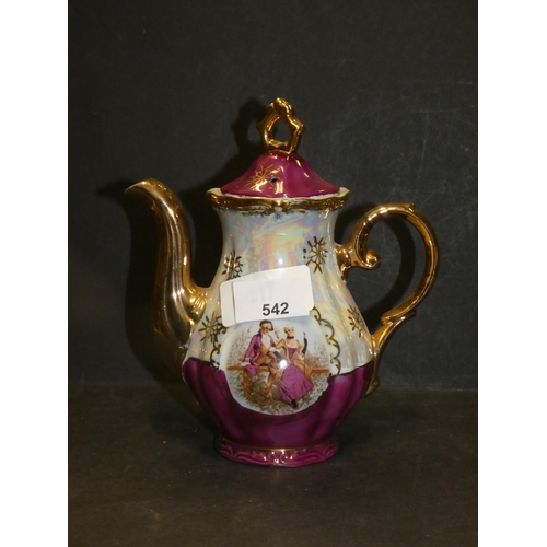 542 - JAPANESE PORCELAIN TEAPOT WITH FRAGONARD SCENES