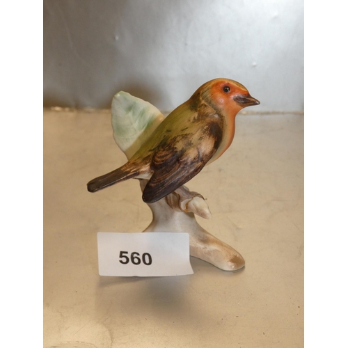 560 - GOEBEL ROBIN FIGURINE