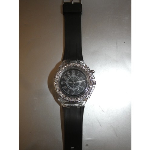 326 - LADIES GENEVA QUARTZ LED WATCH