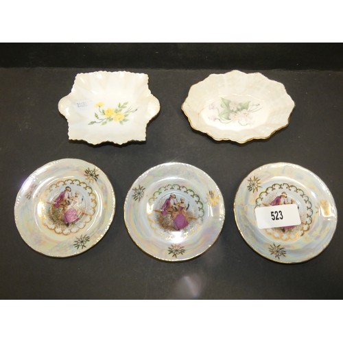 538 - COLLECTIBLE 5 PORCELAIN TRINKET DISHES