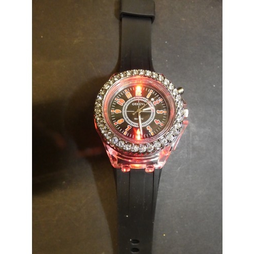 550 - GENEVA LADIES WATCH WITH CZ BEVEL