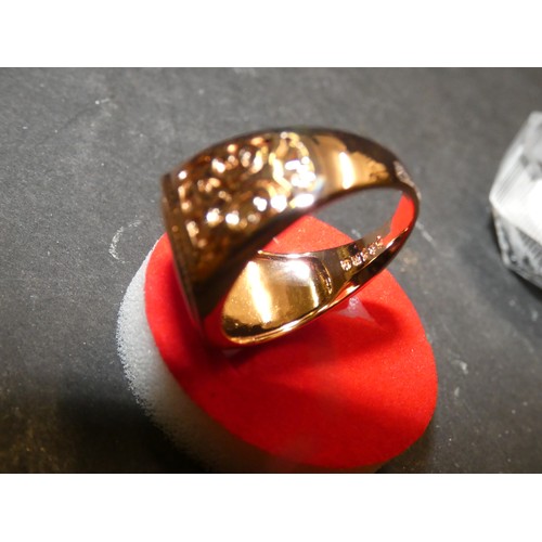 670 - CASED 24 K. GOLD RING