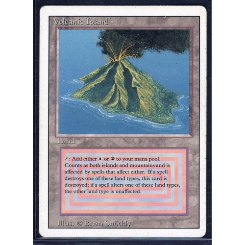 27 - Magic The Gathering -Volcanic Island - Revised - MOD Play