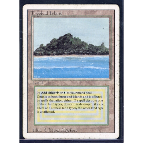 32 - Magic The Gathering -Tropical Island - Revised - Heavy Play