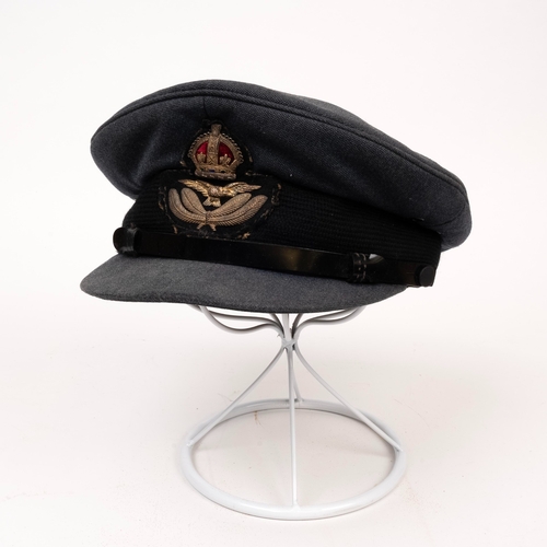 69 - RAF Officers Cap, RAF Officers Side Hat, Royal Navy Cap with Royal Yacht Cap Tally

*RAF Officers Ca... 