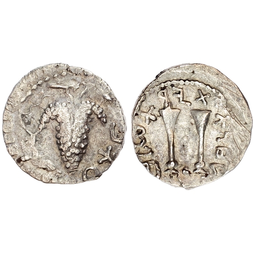 52 - Judaea, Bar Kokhba War (132-135 CE) AR Zuz, undated, attributed to year 3 (134/5 CE), 2.84g.