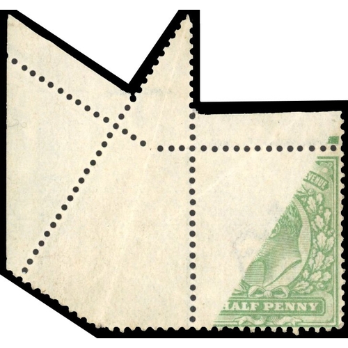 3147 - GB 1902-10 Â½d yellowish green mint from the top left corner of the sheet showing dramatic paper fol